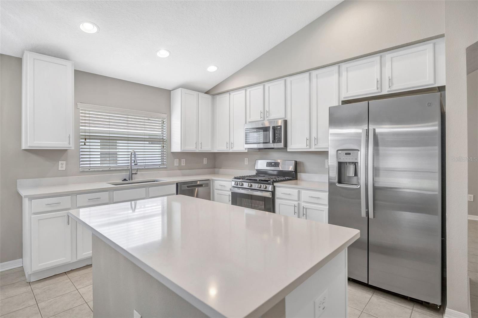 Image 7 of 24 For 6337 Bridgecrest Drive