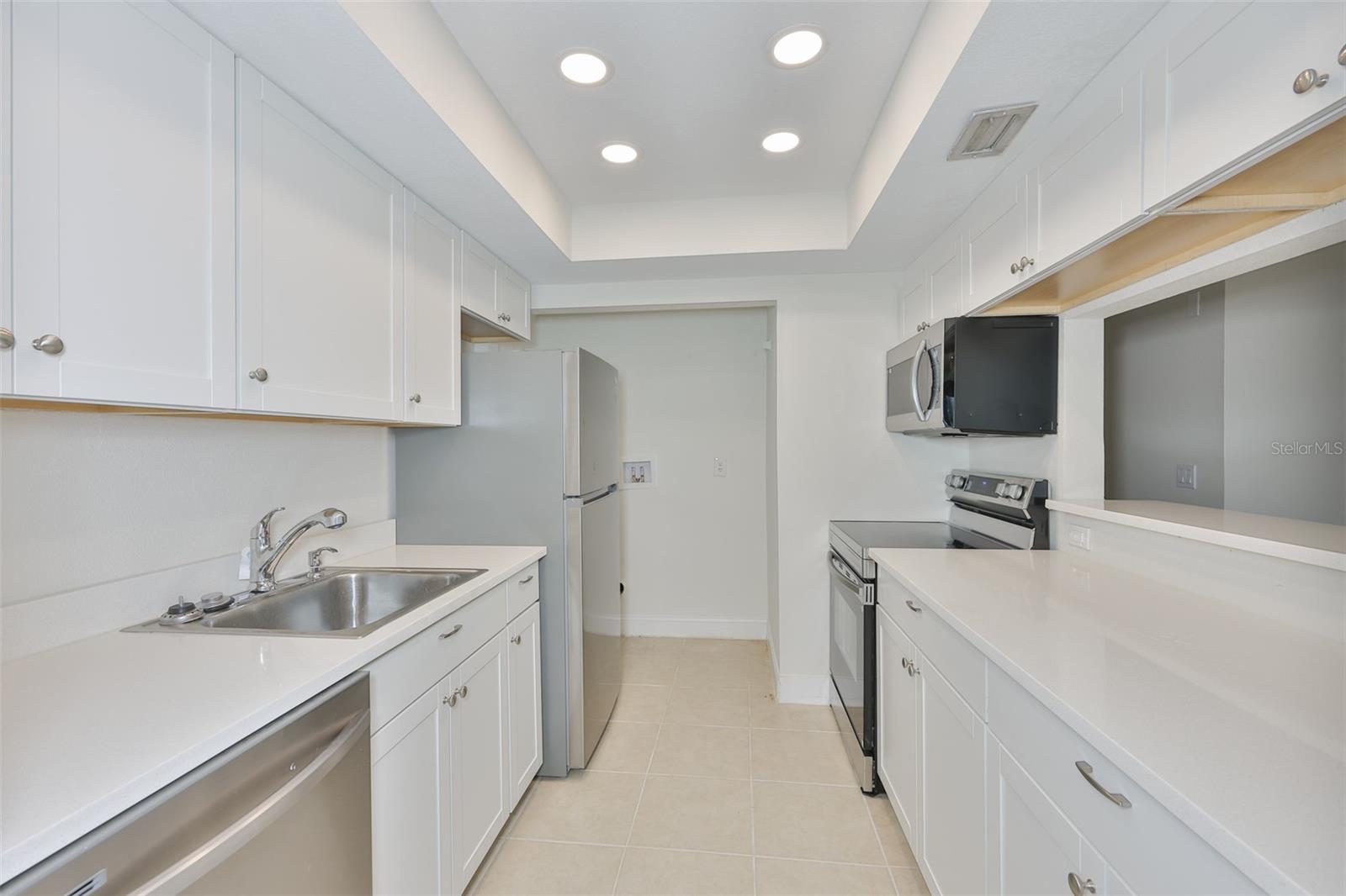 Image 23 of 37 For 11502 7th Lane N 1401