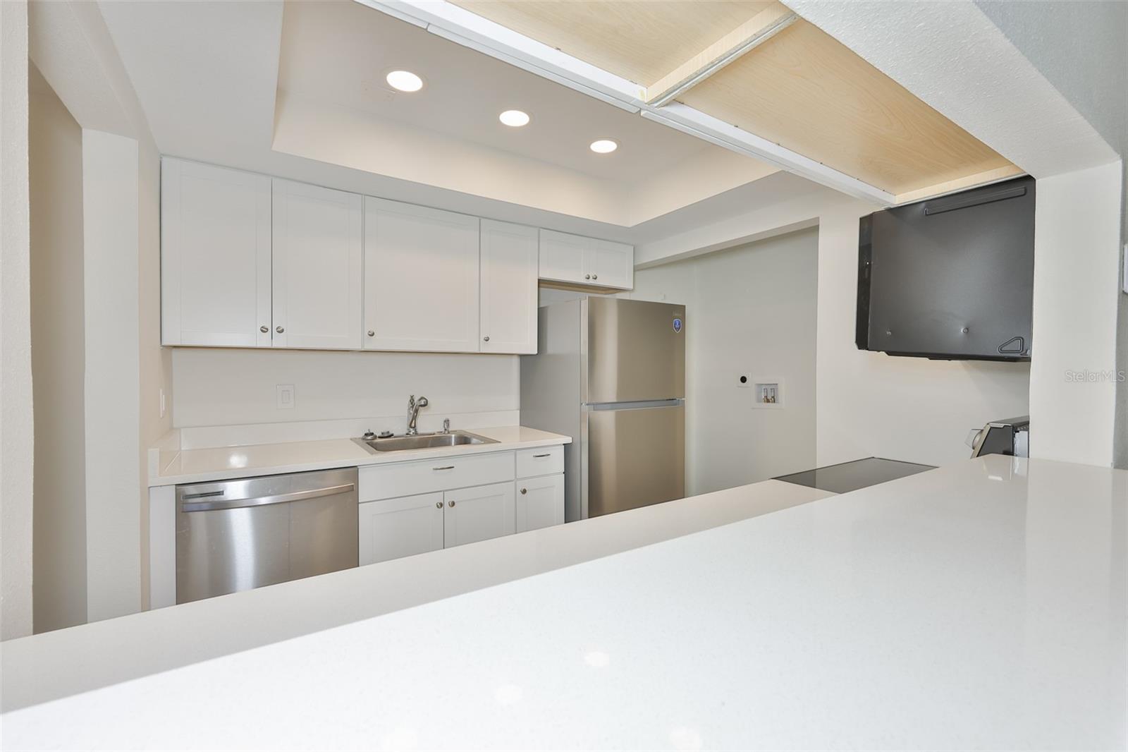 Image 25 of 37 For 11502 7th Lane N 1401