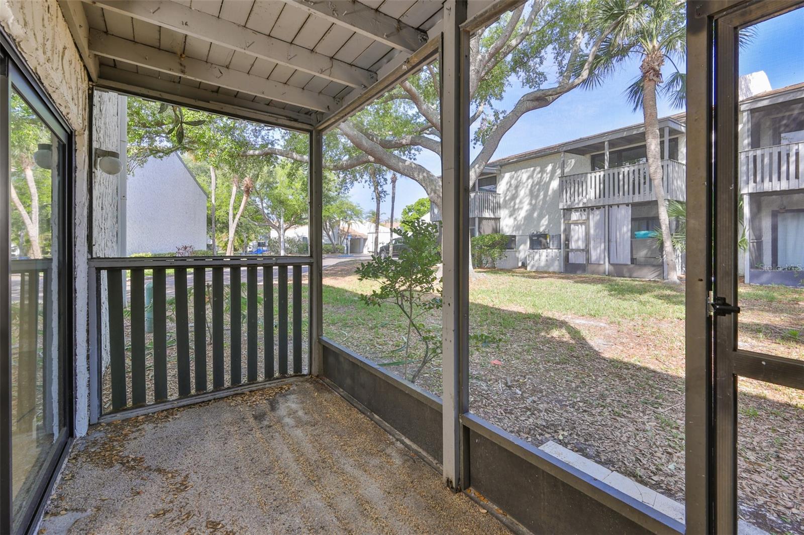 Image 28 of 37 For 11502 7th Lane N 1401