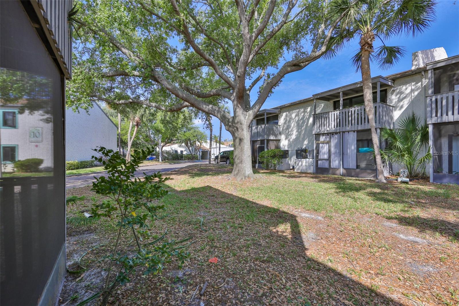 Image 30 of 37 For 11502 7th Lane N 1401