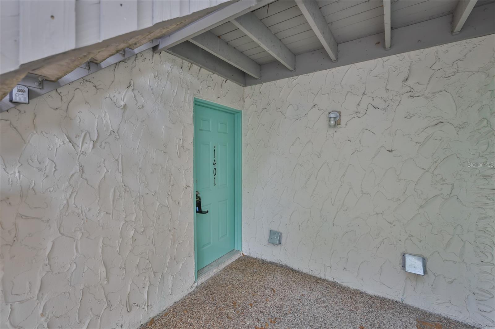 Image 4 of 37 For 11502 7th Lane N 1401