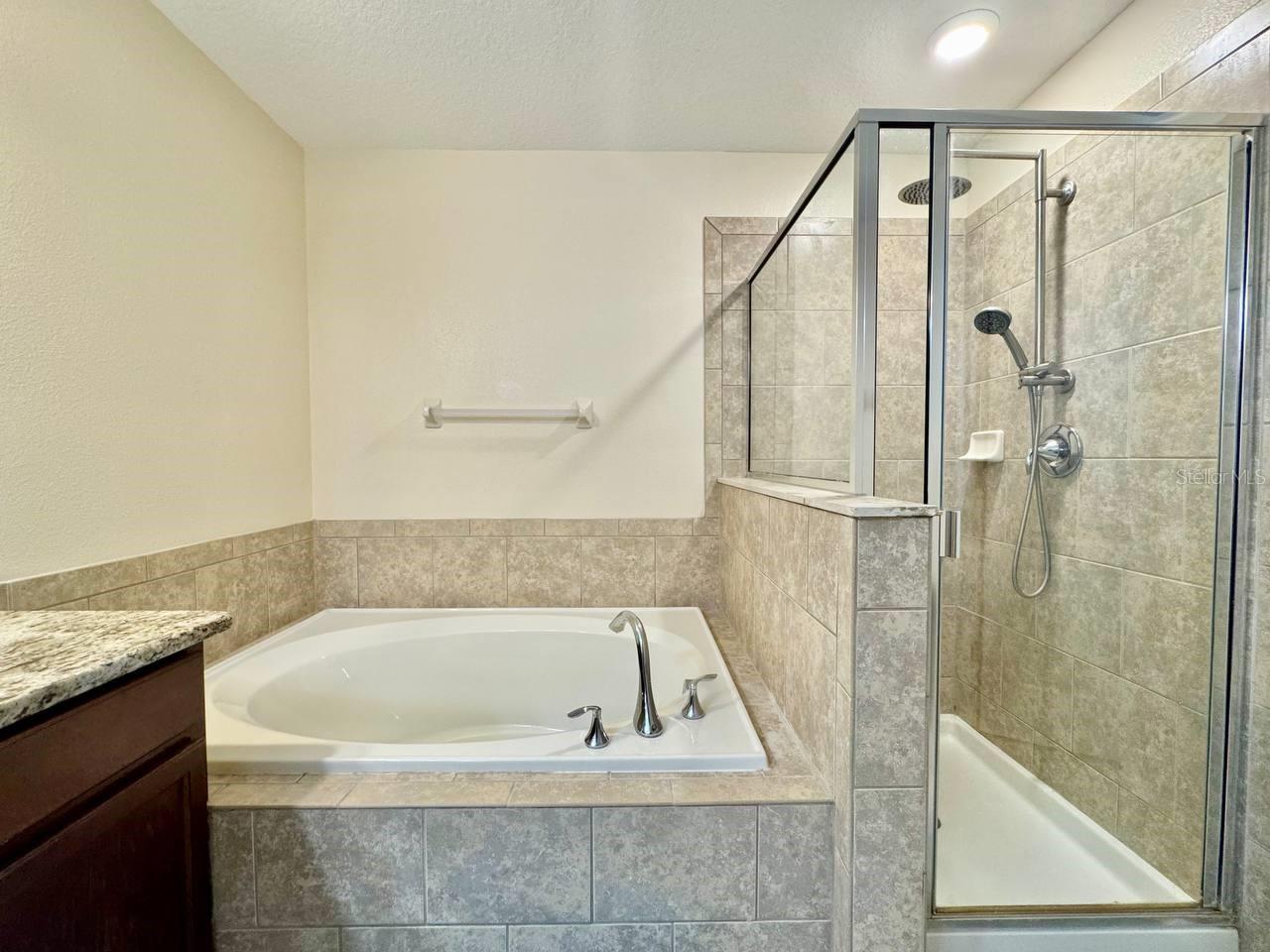 Image 21 of 32 For 18815 Hampstead Heath Court