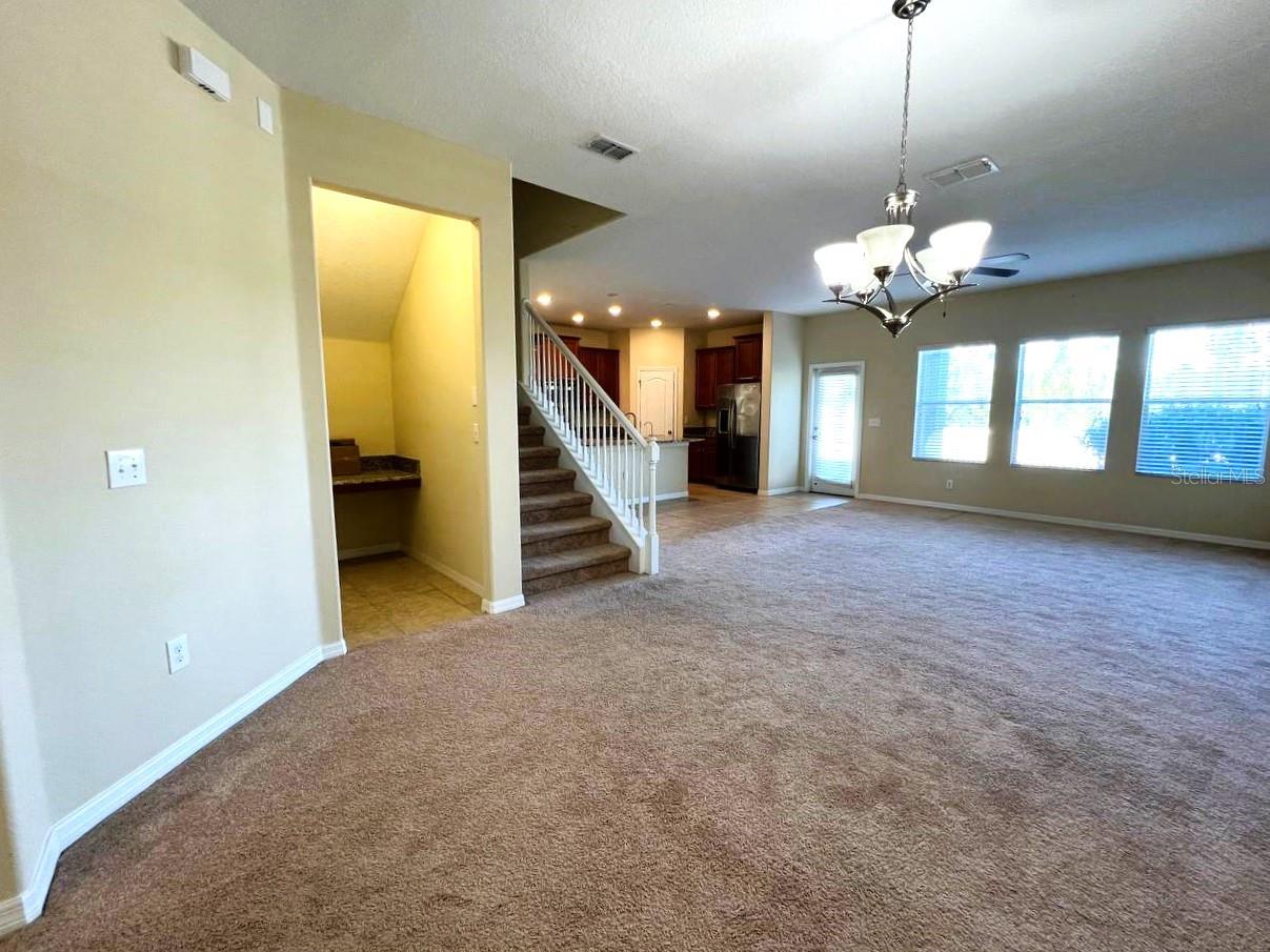 Image 3 of 32 For 18815 Hampstead Heath Court