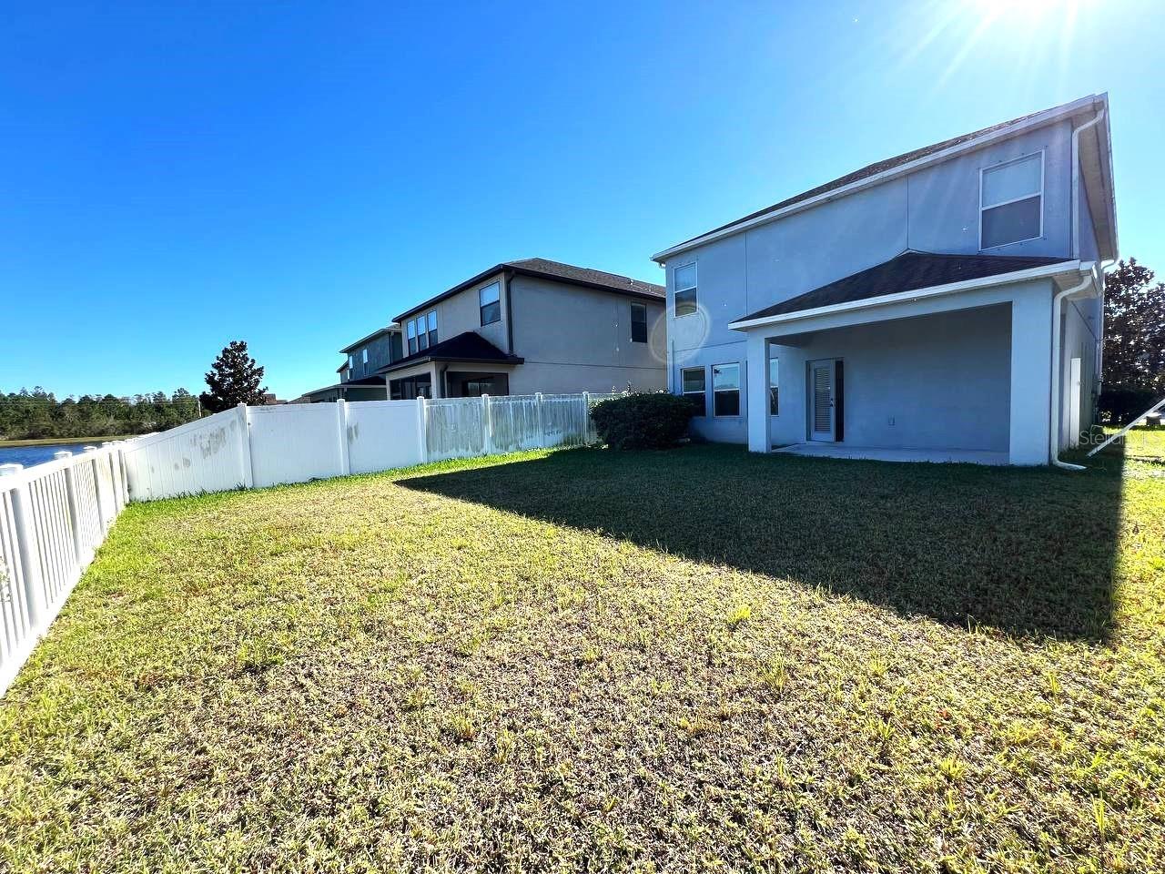 Image 31 of 32 For 18815 Hampstead Heath Court