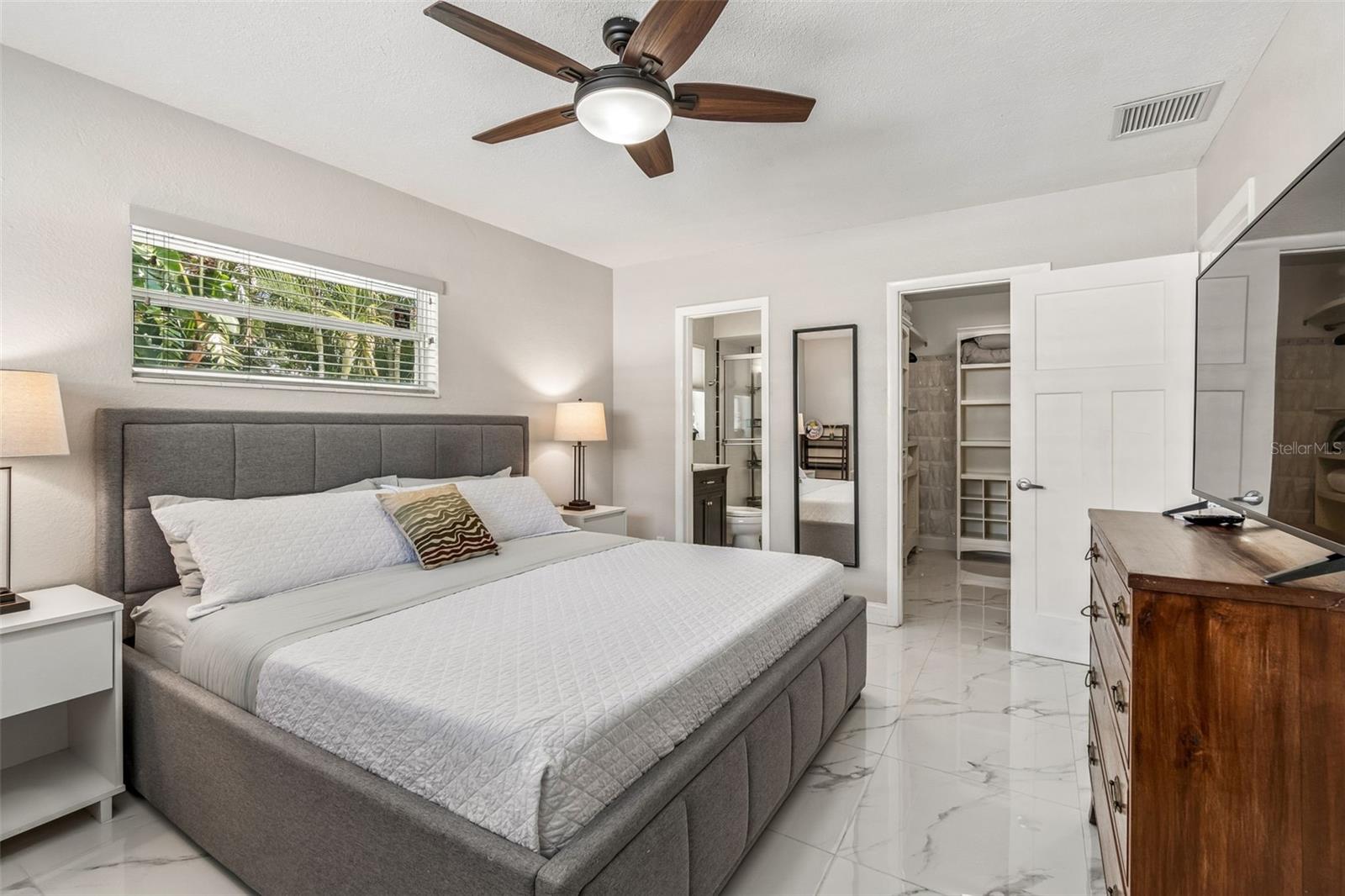 Image 20 of 42 For 6765 11th Avenue N
