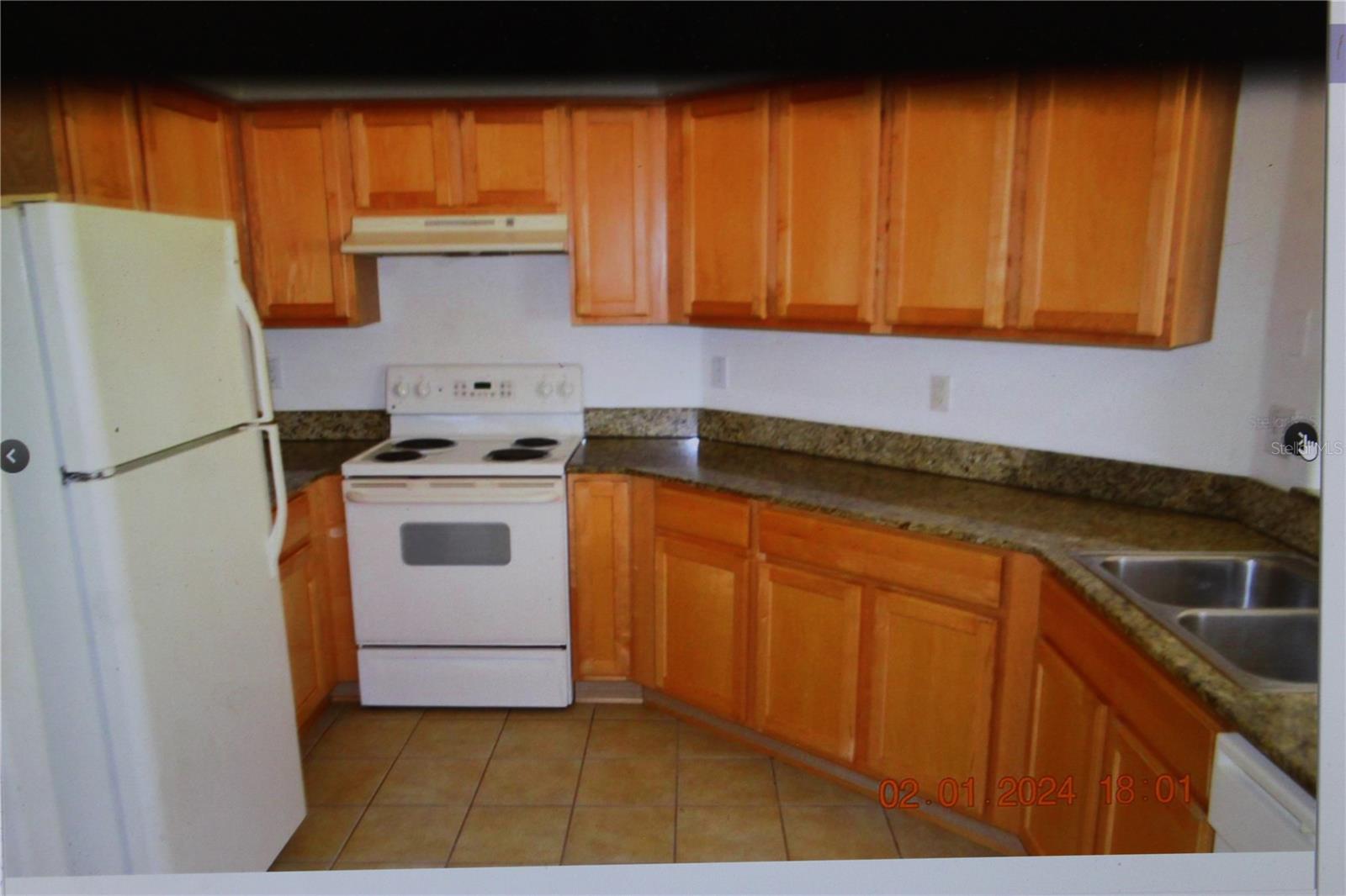 Image 2 of 11 For 25820 Crippen Drive