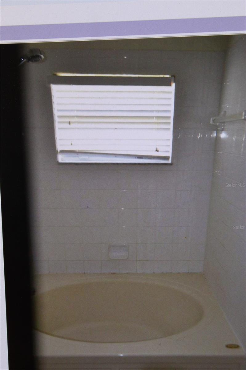 Image 8 of 11 For 25820 Crippen Drive