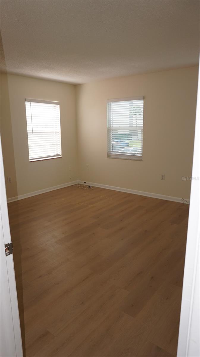 Image 17 of 20 For 7011 Place De La Paix 2b