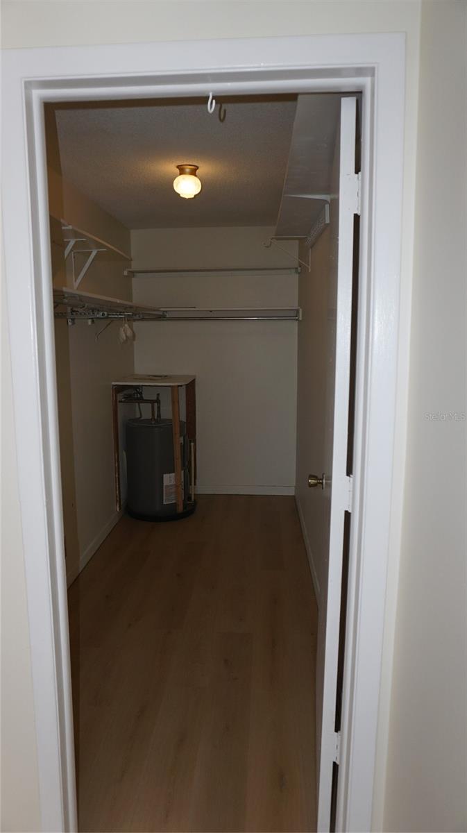 Image 18 of 20 For 7011 Place De La Paix 2b