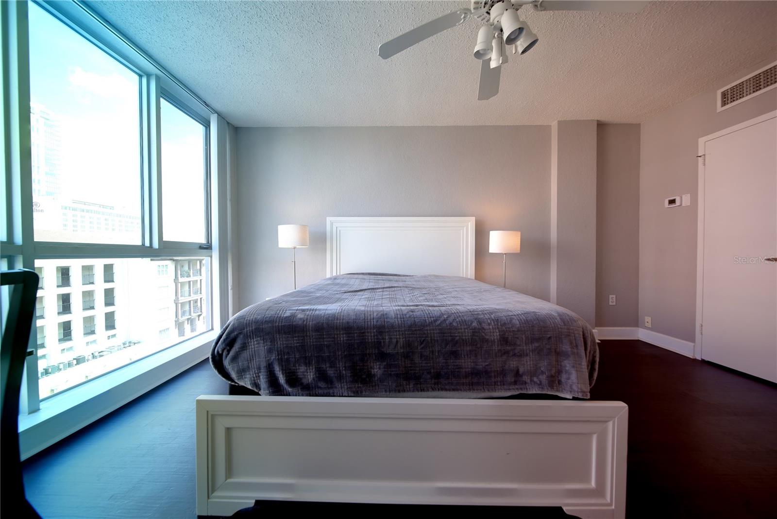 Image 10 of 23 For 470 3rd Street S 612