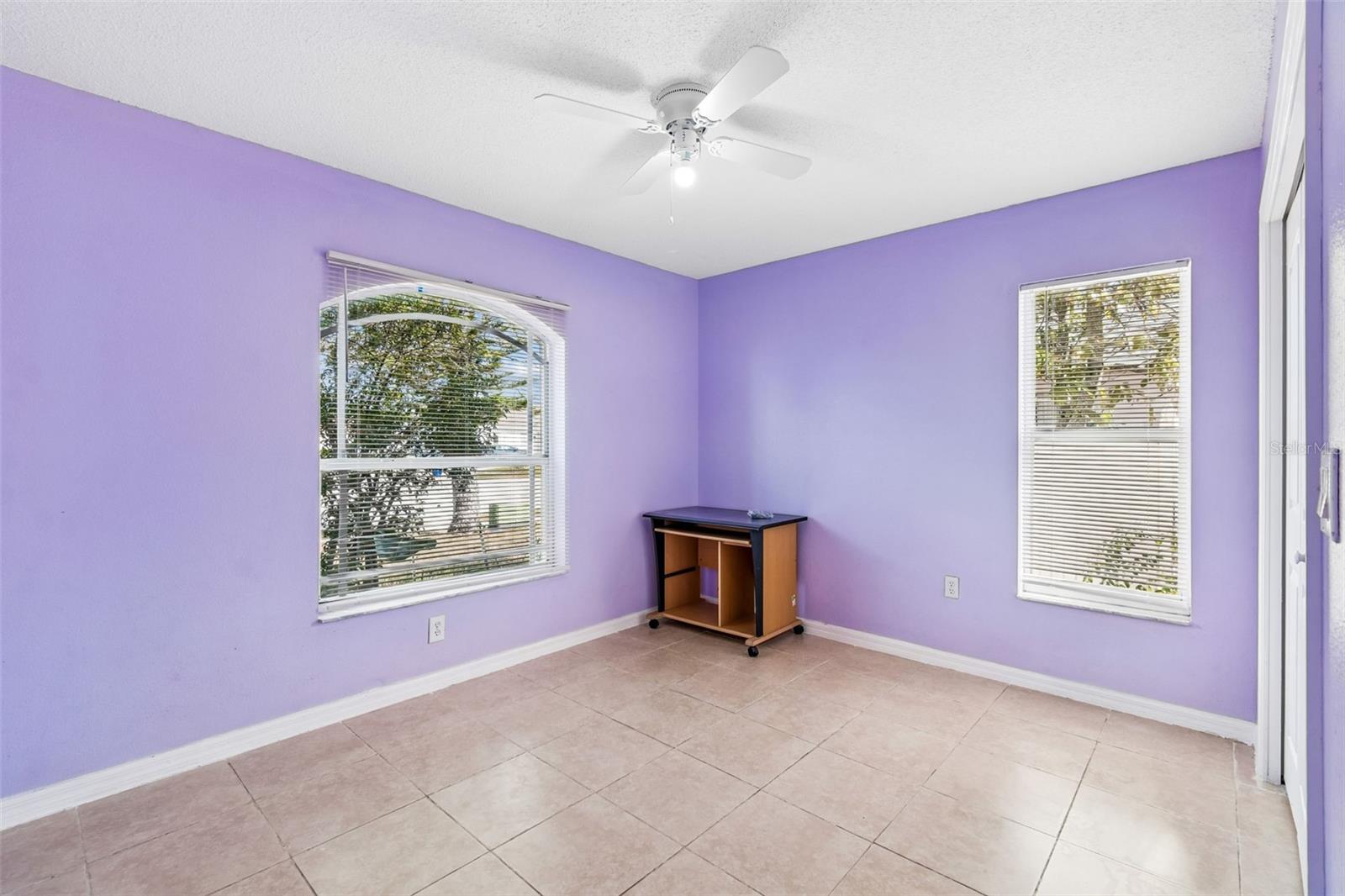 Image 14 of 25 For 10127 Barnett Loop