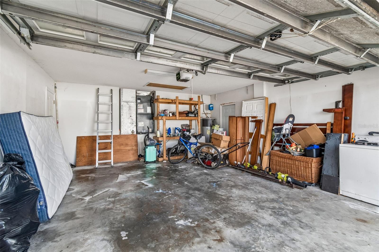 Image 22 of 25 For 10127 Barnett Loop