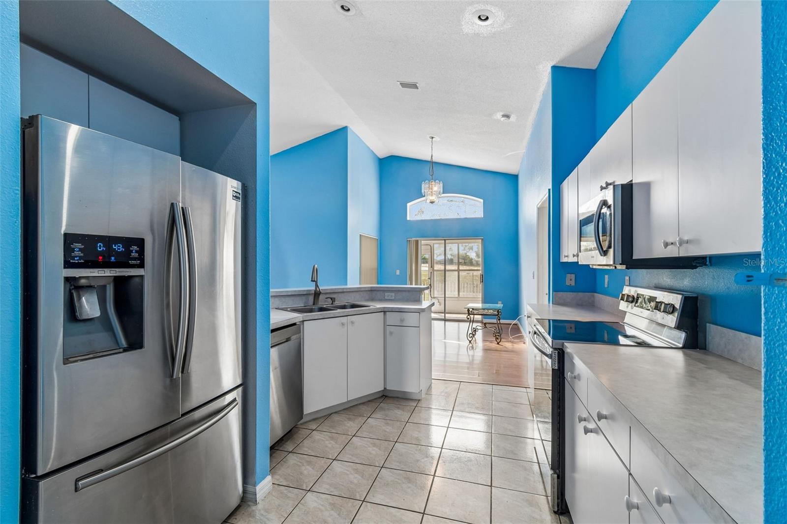 Image 5 of 25 For 10127 Barnett Loop