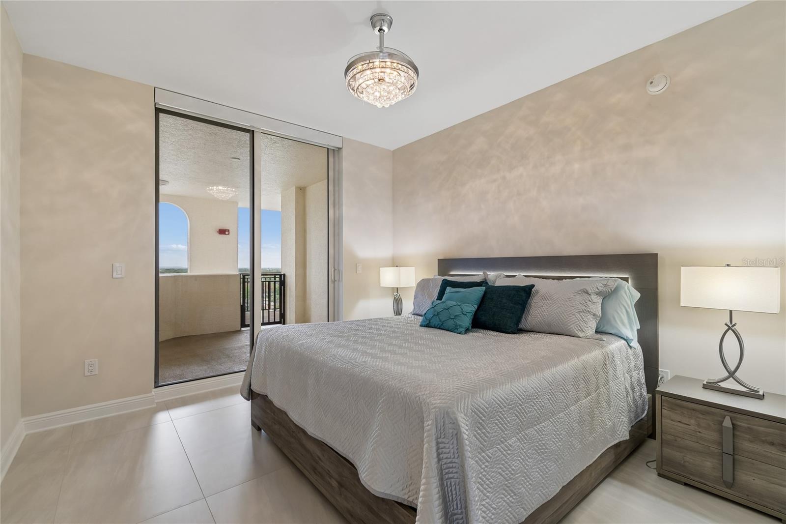 Image 28 of 86 For 5823 Bowen Daniel Drive 1103