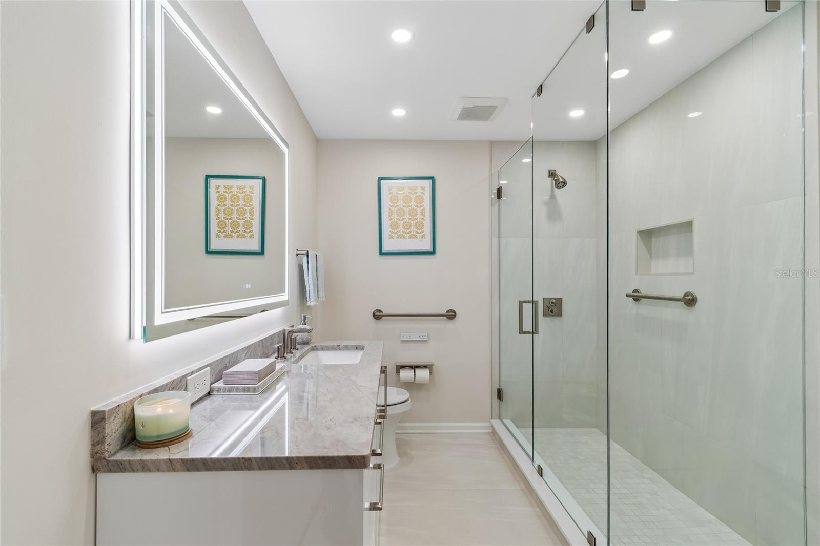 Image 31 of 86 For 5823 Bowen Daniel Drive 1103