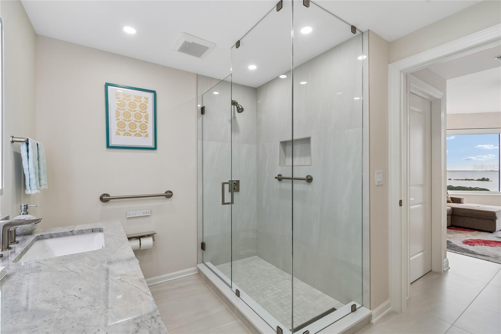 Image 34 of 86 For 5823 Bowen Daniel Drive 1103