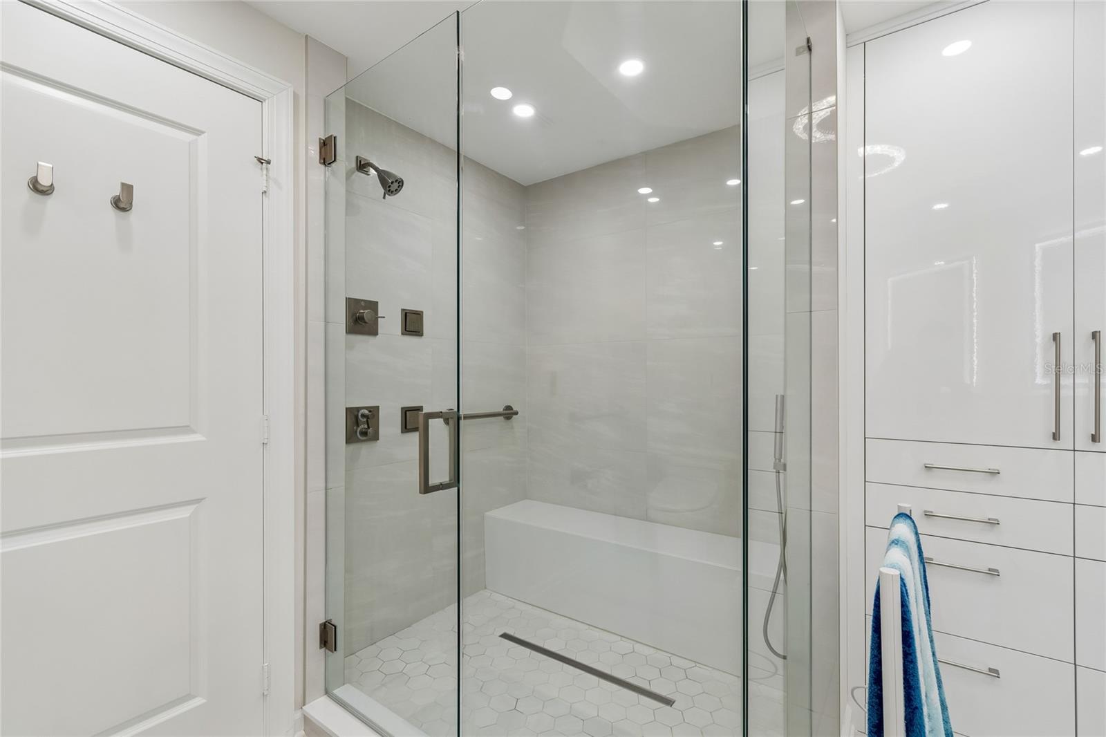 Image 45 of 86 For 5823 Bowen Daniel Drive 1103