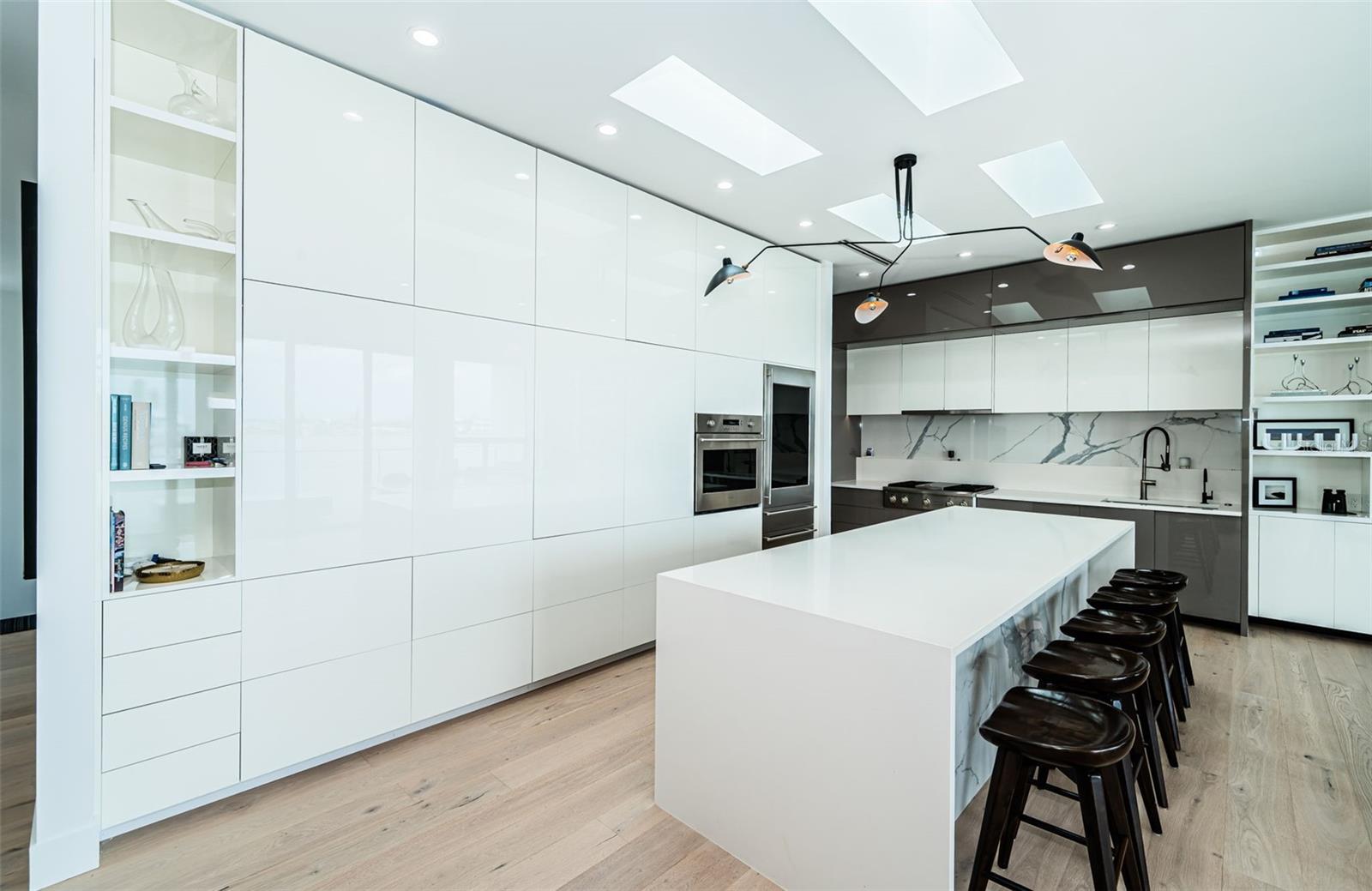 Image 10 of 38 For 14077 Bayshore Drive