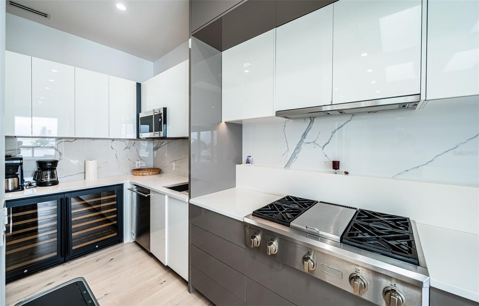 Image 12 of 38 For 14077 Bayshore Drive