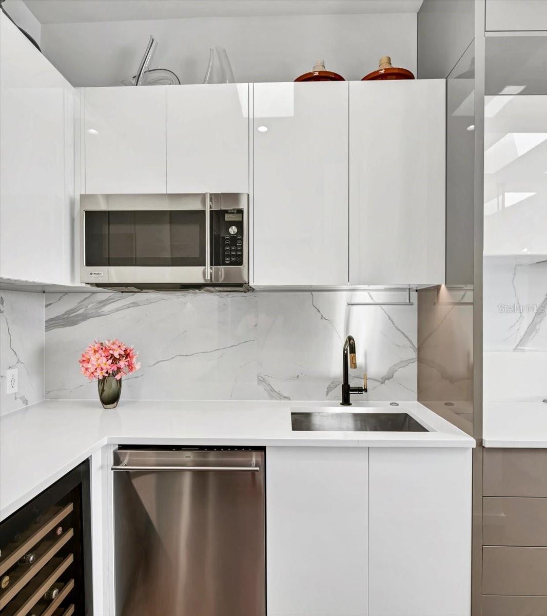 Image 15 of 38 For 14077 Bayshore Drive