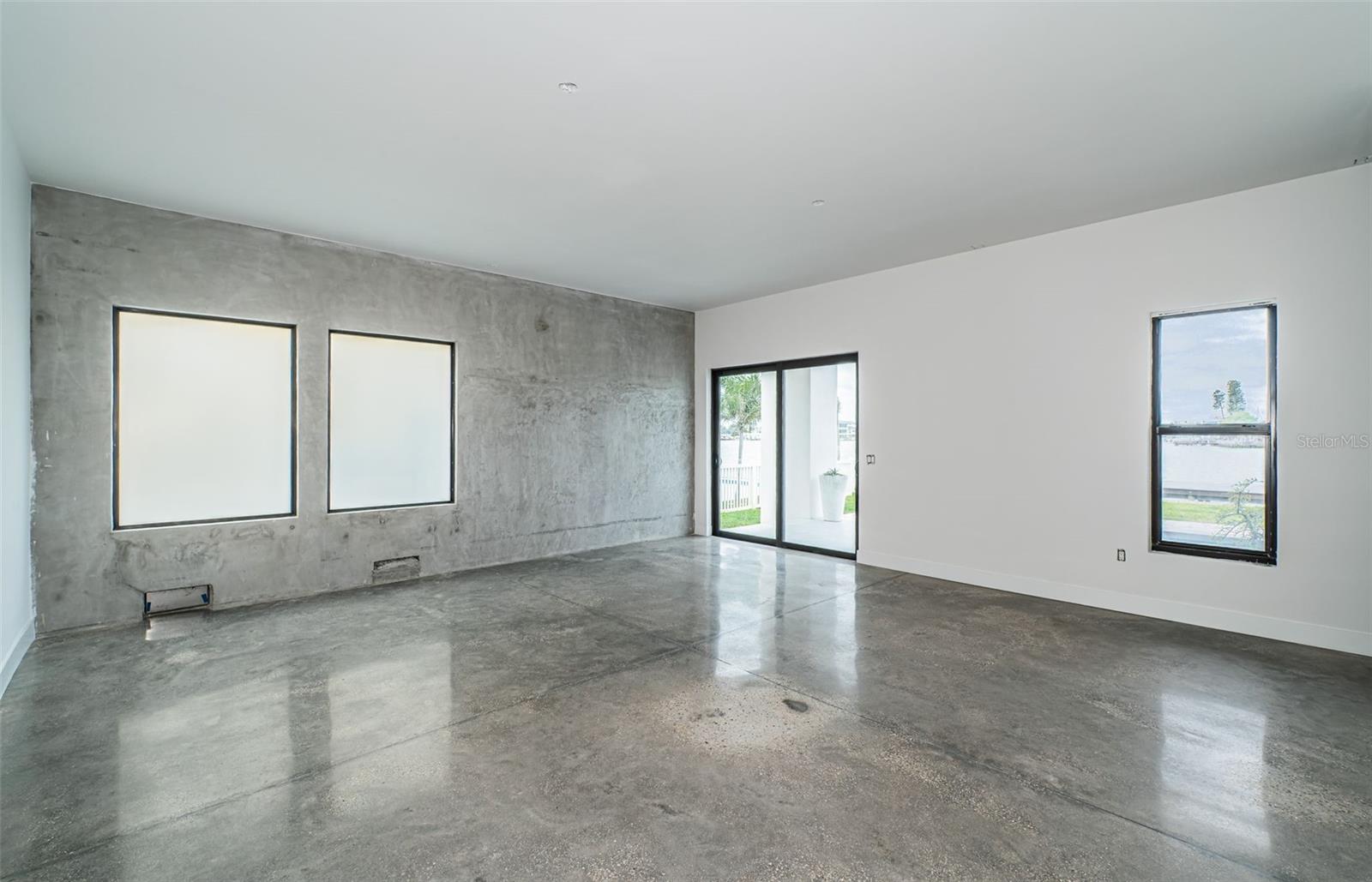 Image 32 of 38 For 14077 Bayshore Drive