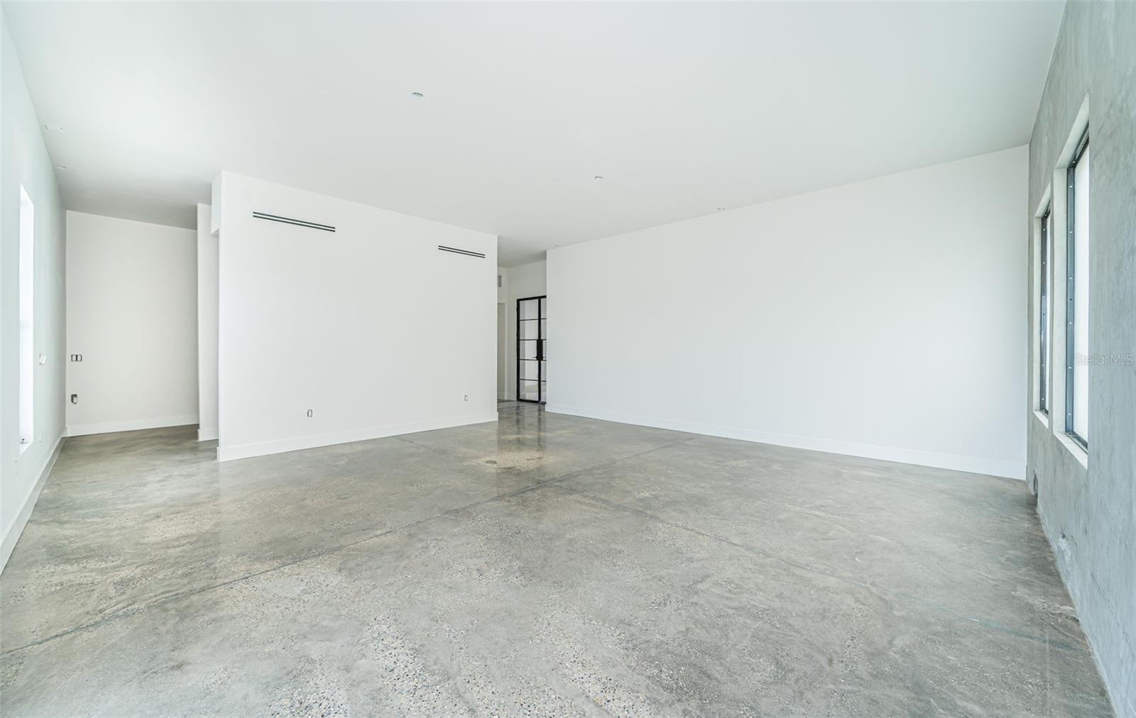 Image 34 of 38 For 14077 Bayshore Drive