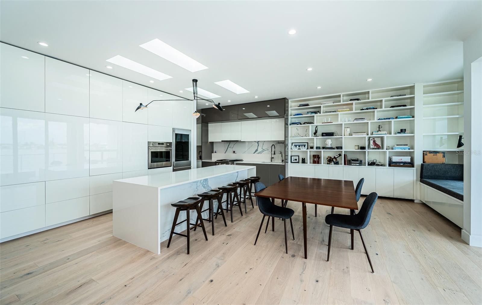 Image 9 of 38 For 14077 Bayshore Drive