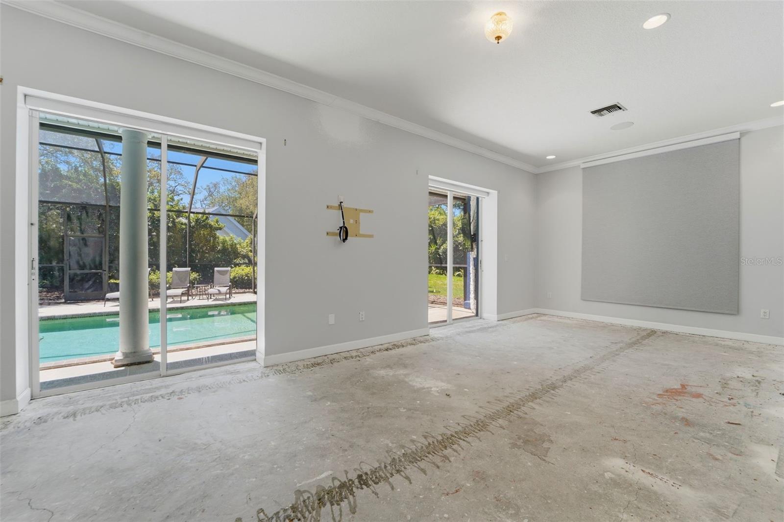 Listing photo id 26 for 1718 Sanctuary Place