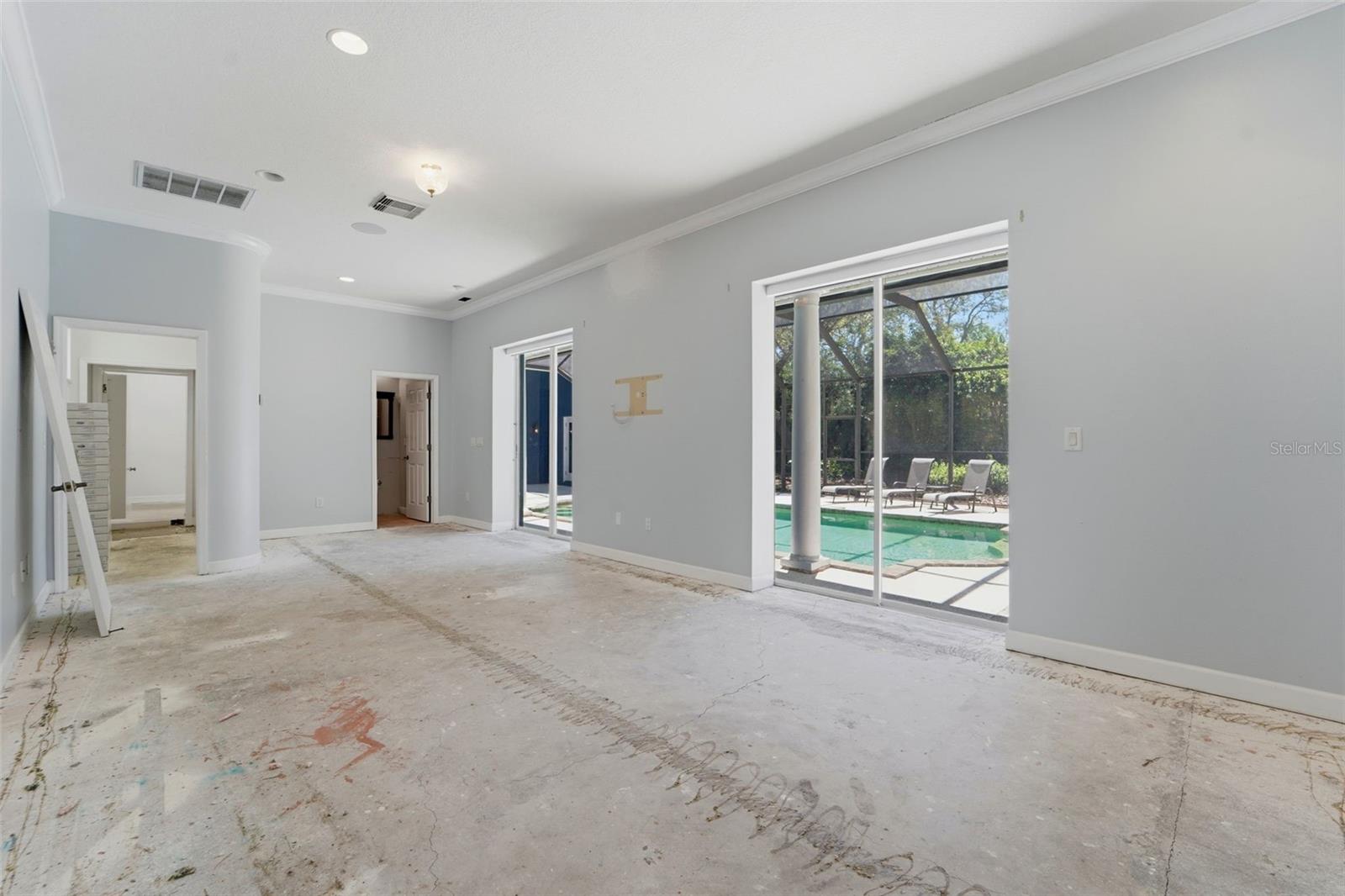 Listing photo id 27 for 1718 Sanctuary Place