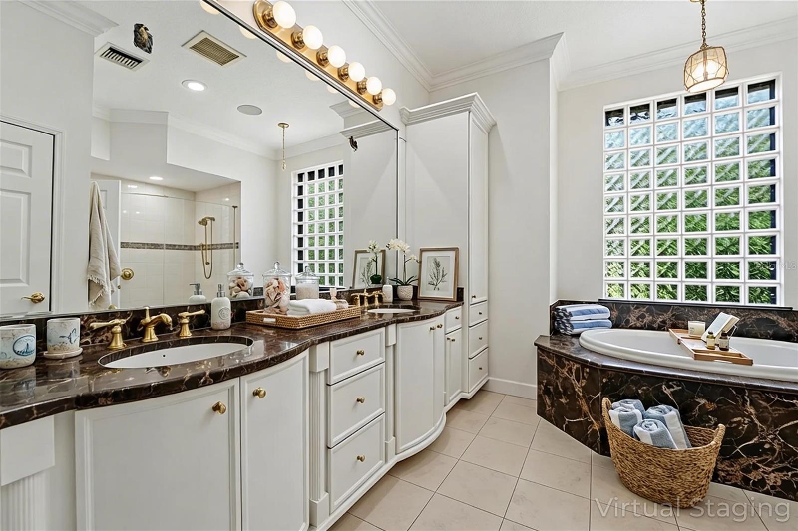 Listing photo id 32 for 1718 Sanctuary Place