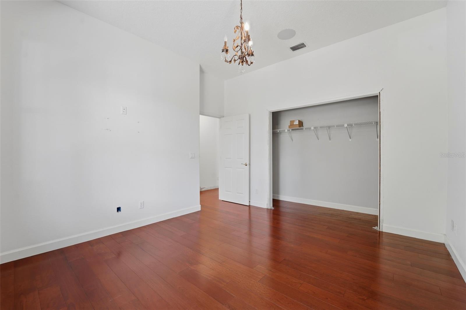 Listing photo id 38 for 1718 Sanctuary Place