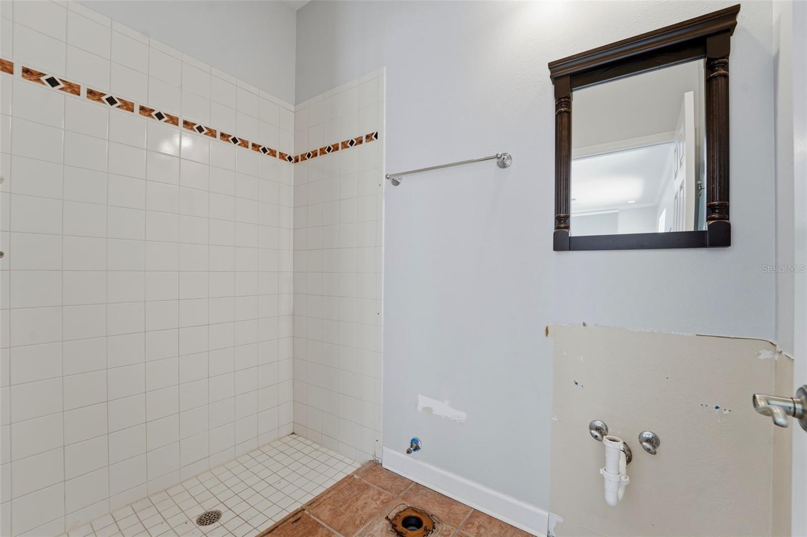 Listing photo id 40 for 1718 Sanctuary Place