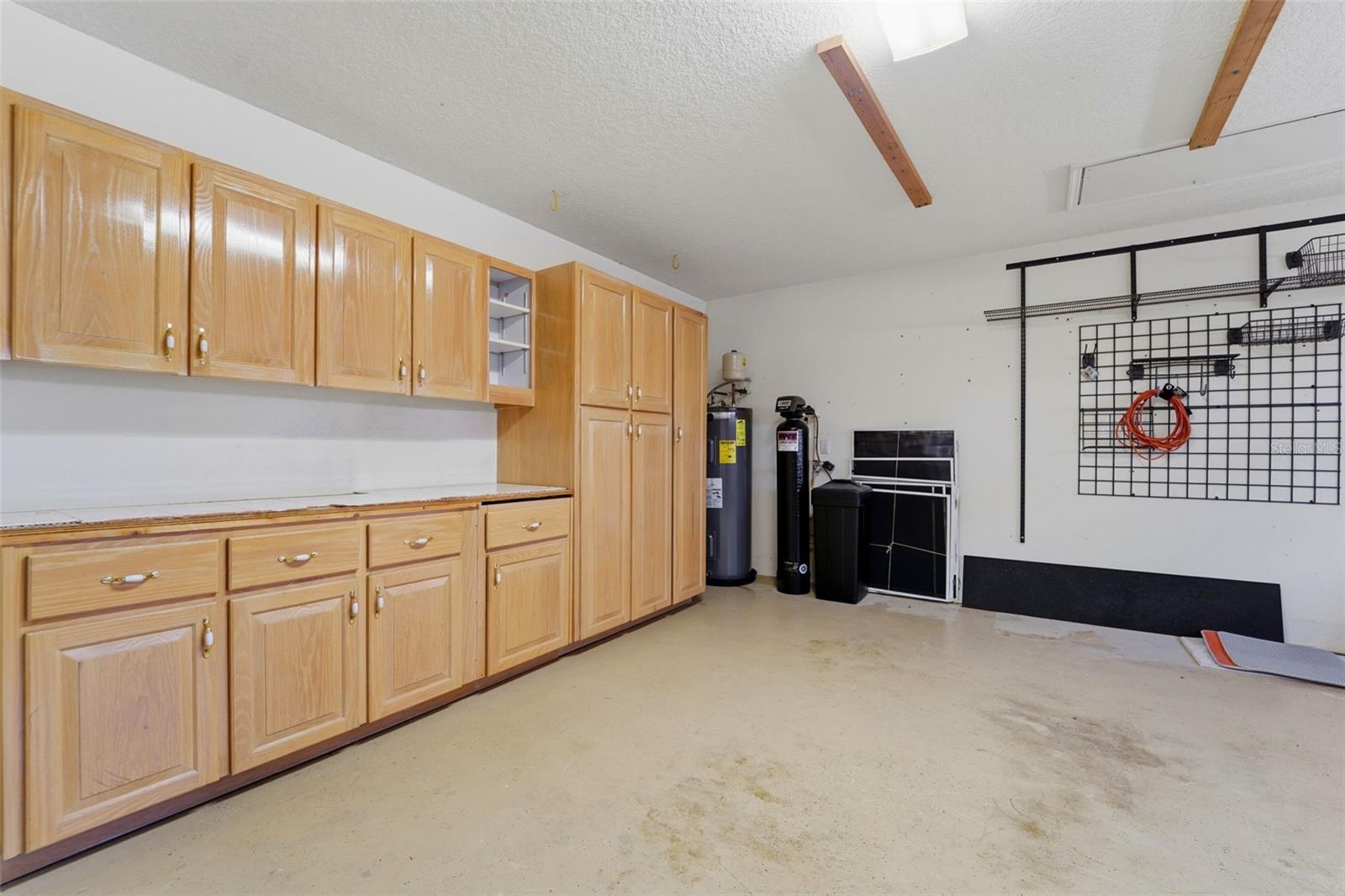 Listing photo id 43 for 1718 Sanctuary Place