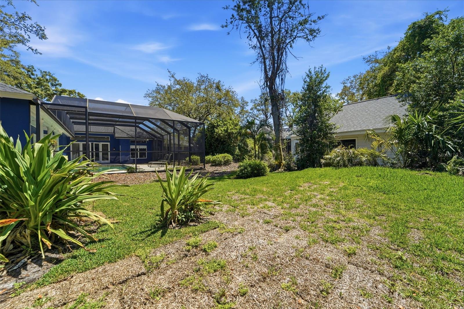 Listing photo id 54 for 1718 Sanctuary Place