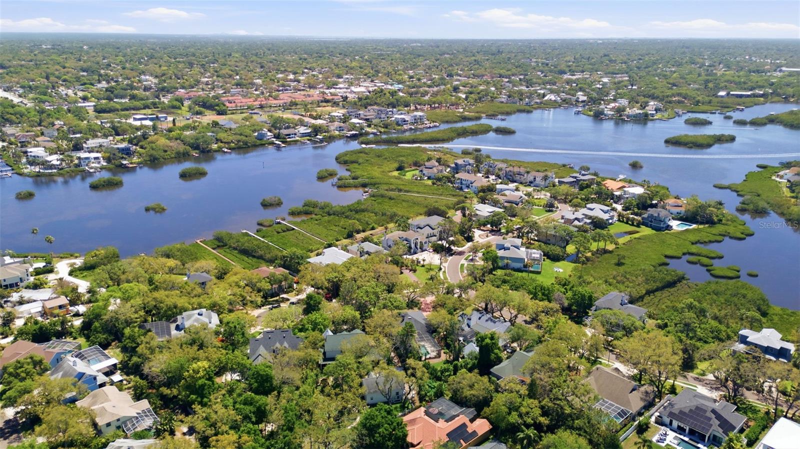 Listing photo id 61 for 1718 Sanctuary Place