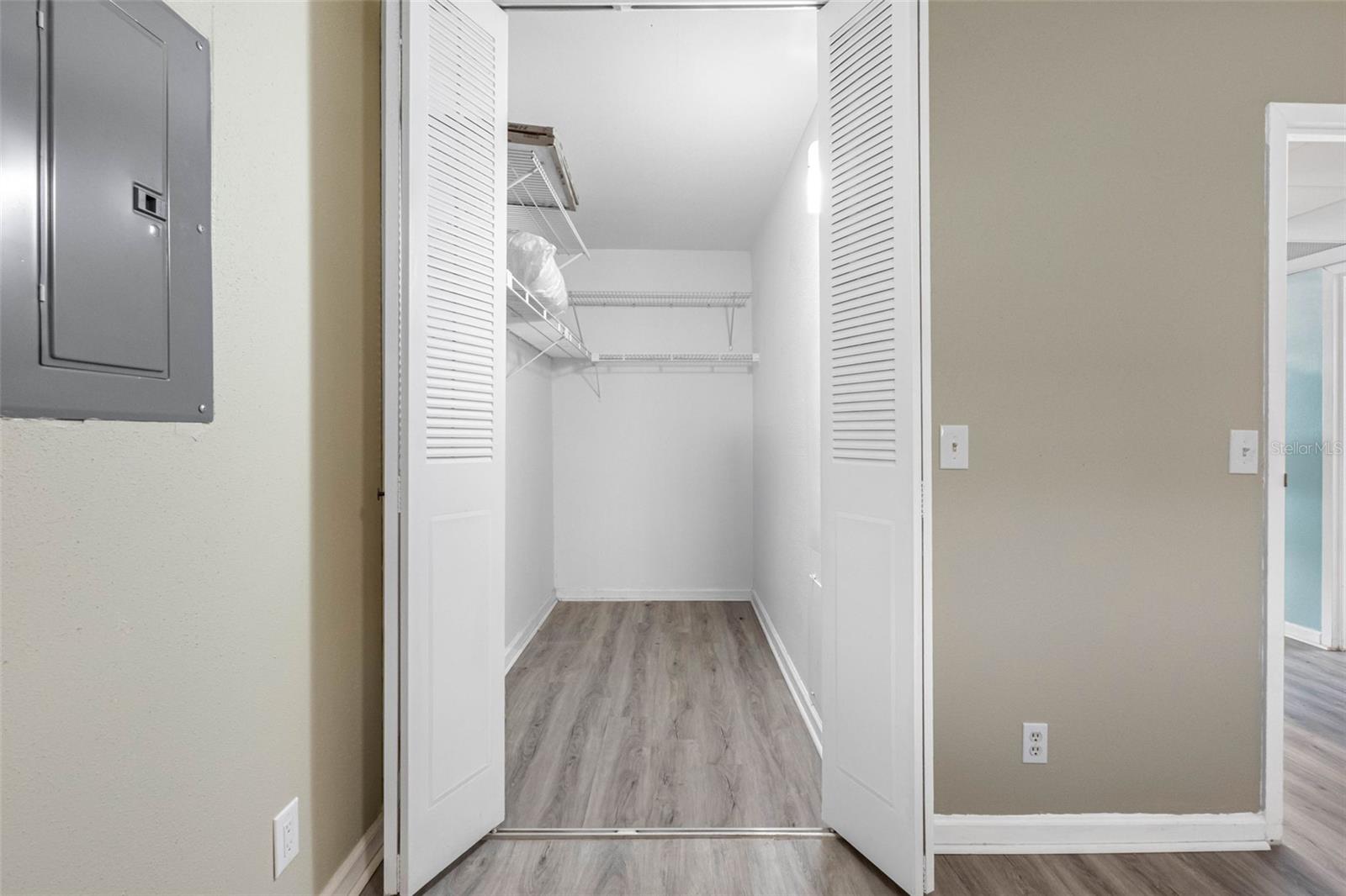 Image 11 of 48 For 1801 Bedford Lane 33