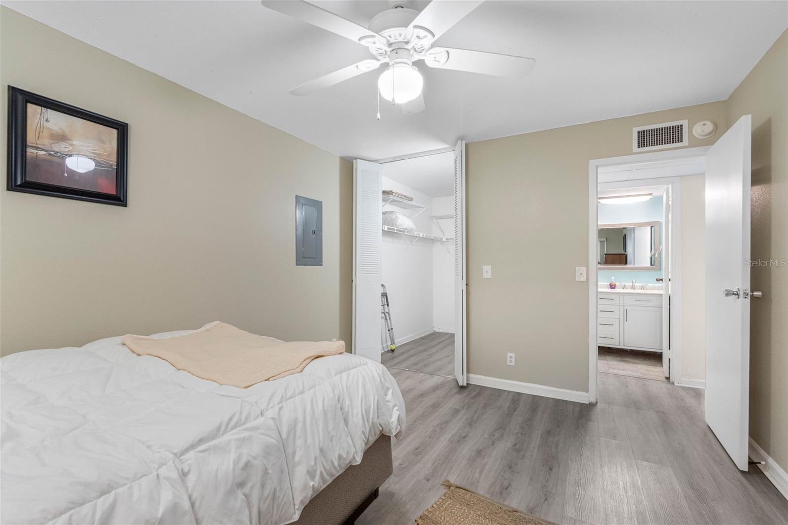 Image 12 of 48 For 1801 Bedford Lane 33