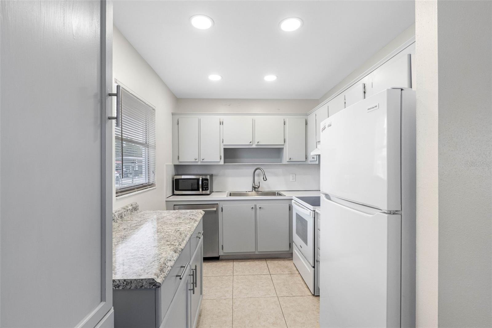 Image 22 of 48 For 1801 Bedford Lane 33