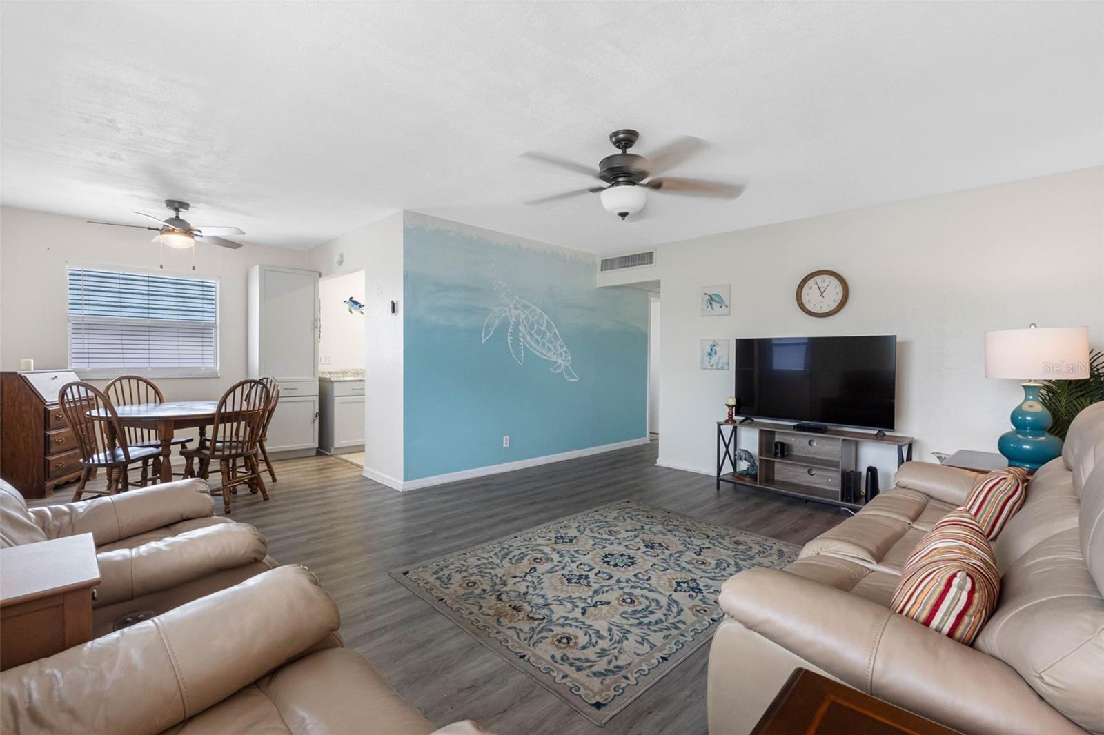 Image 40 of 48 For 1801 Bedford Lane 33