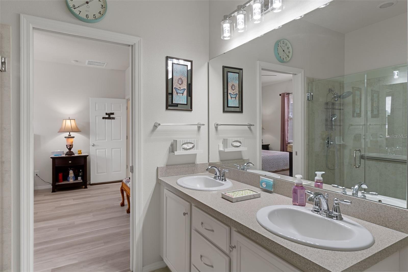 Image 33 of 47 For 2058 Trillium Boulevard