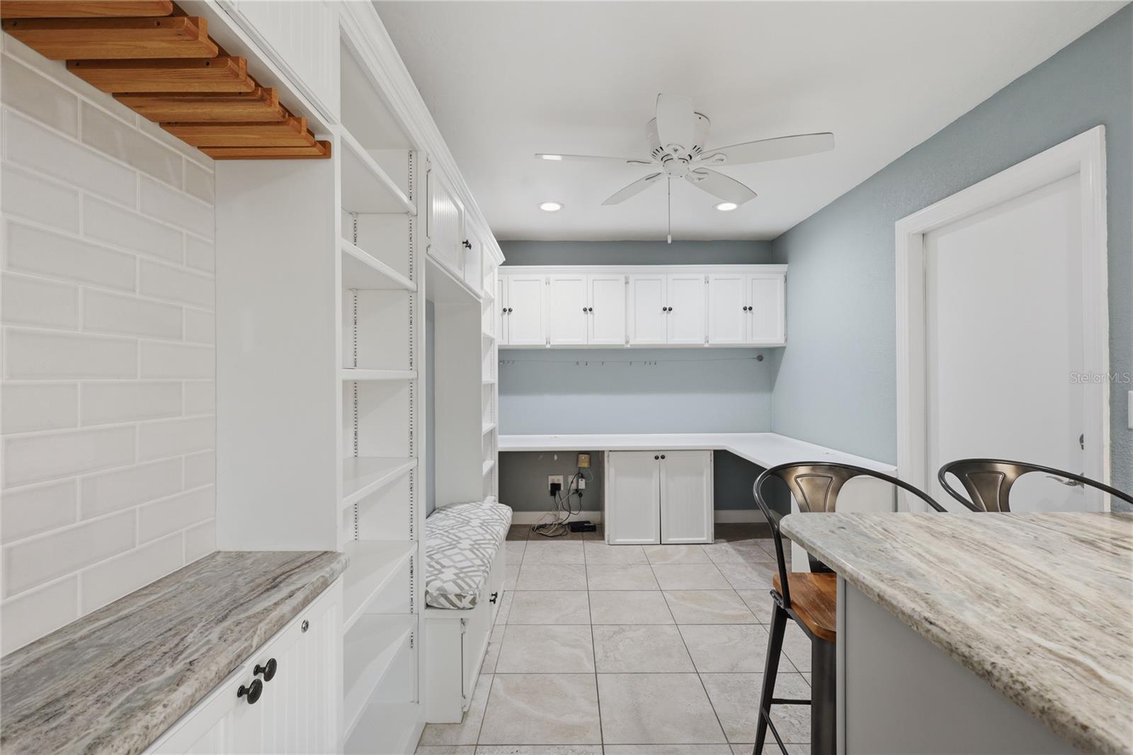 Image 11 of 38 For 1450 Strada D Oro