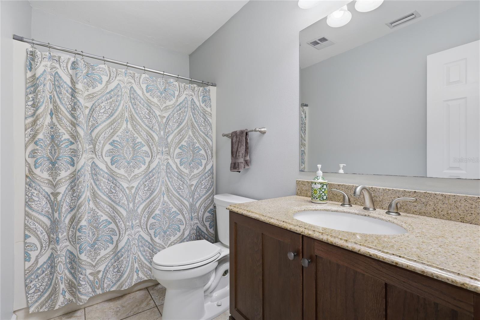 Image 22 of 38 For 1450 Strada D Oro