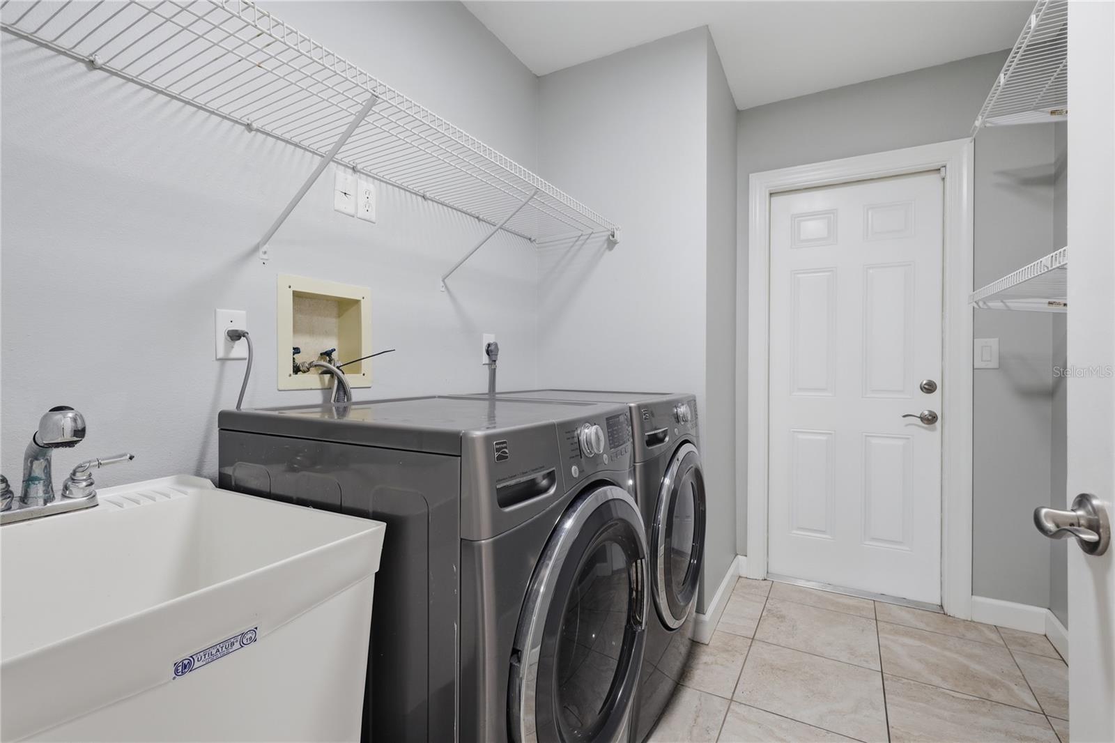 Image 23 of 38 For 1450 Strada D Oro