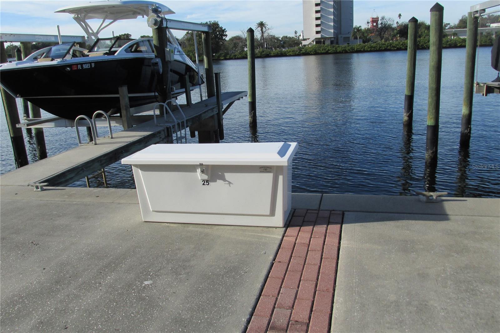 Listing photo id 0 for 0 Seddon Cove Way 25