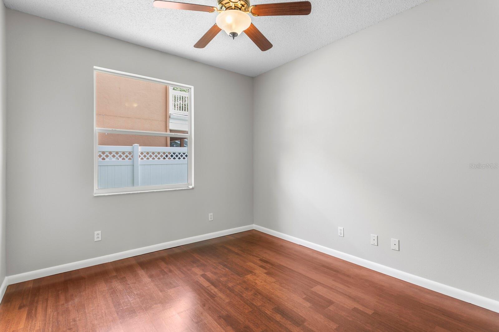 Listing photo id 41 for 9337 Wellington Park Circle