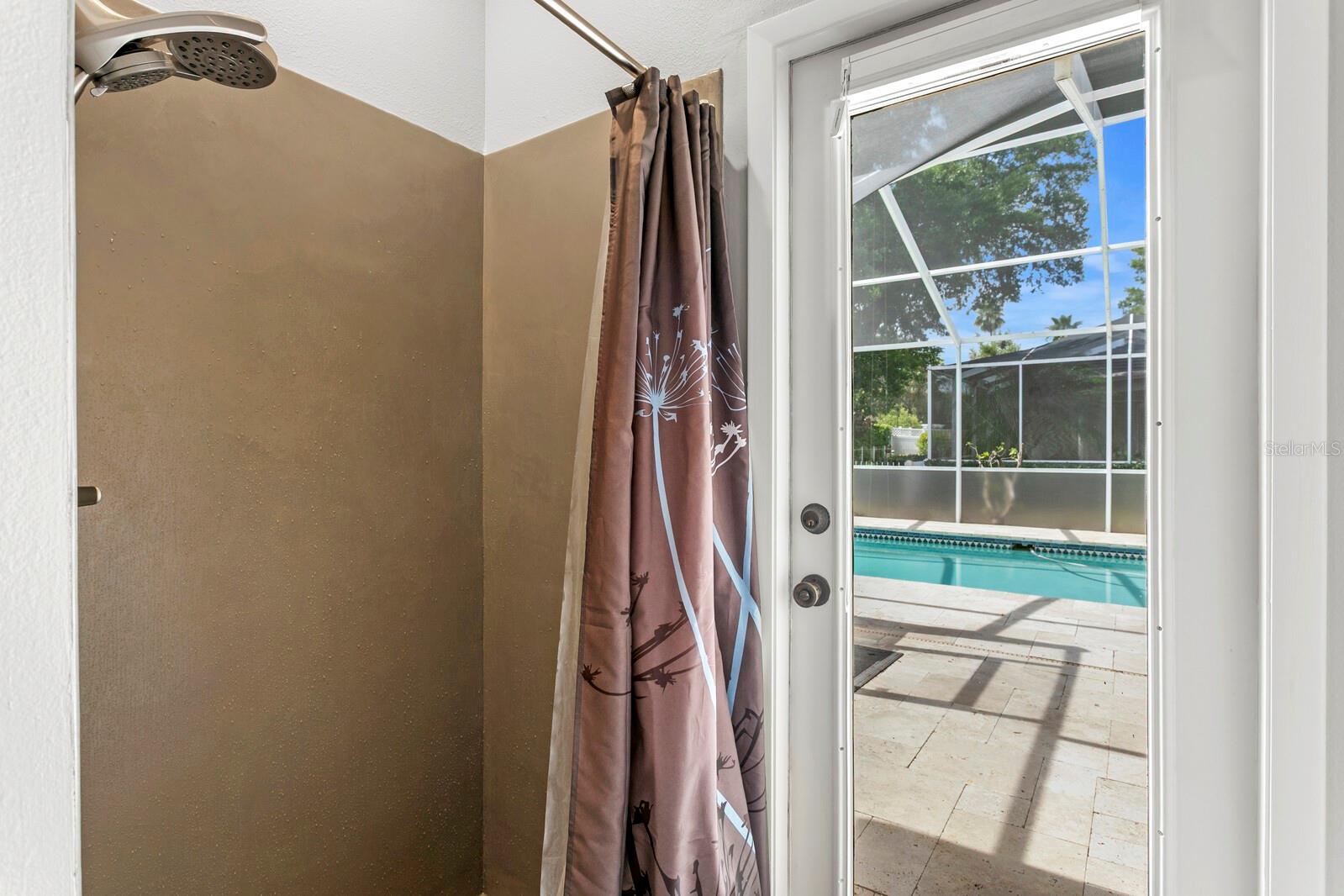 Listing photo id 46 for 9337 Wellington Park Circle