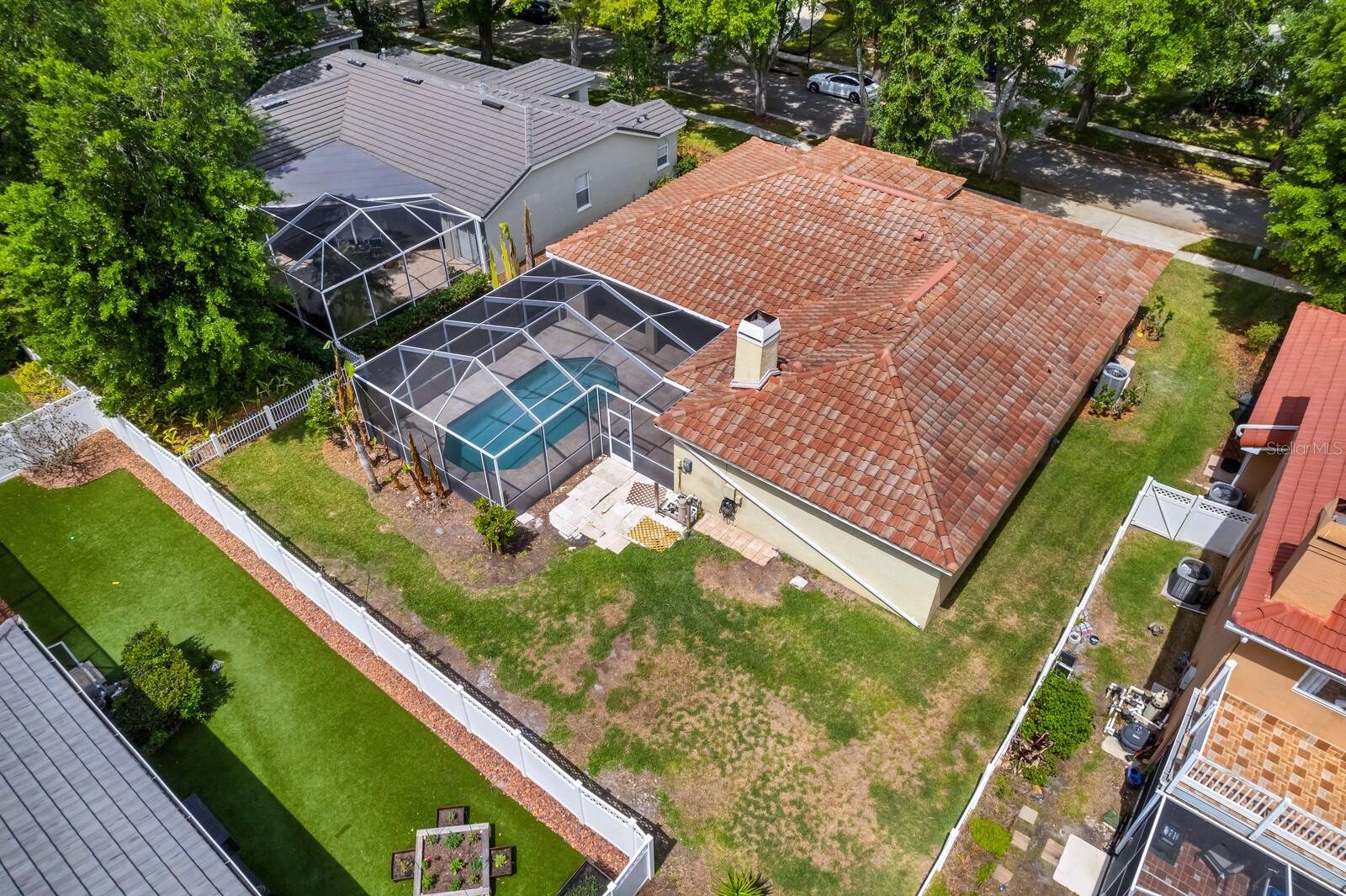 Listing photo id 57 for 9337 Wellington Park Circle