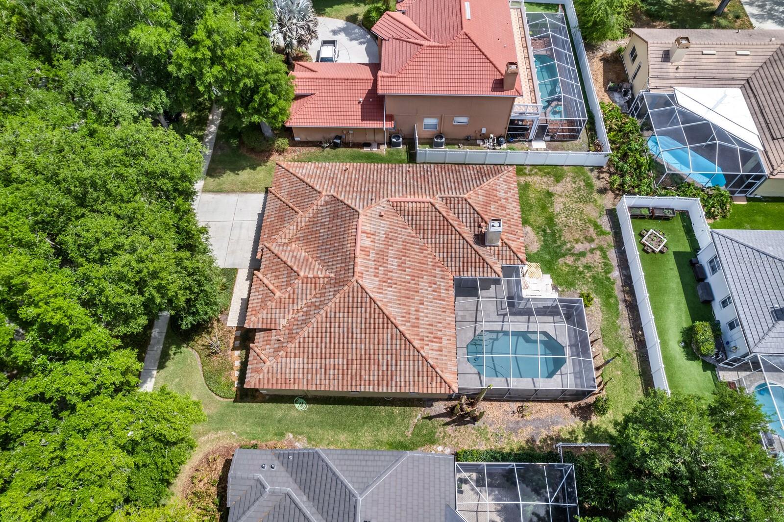 Listing photo id 58 for 9337 Wellington Park Circle