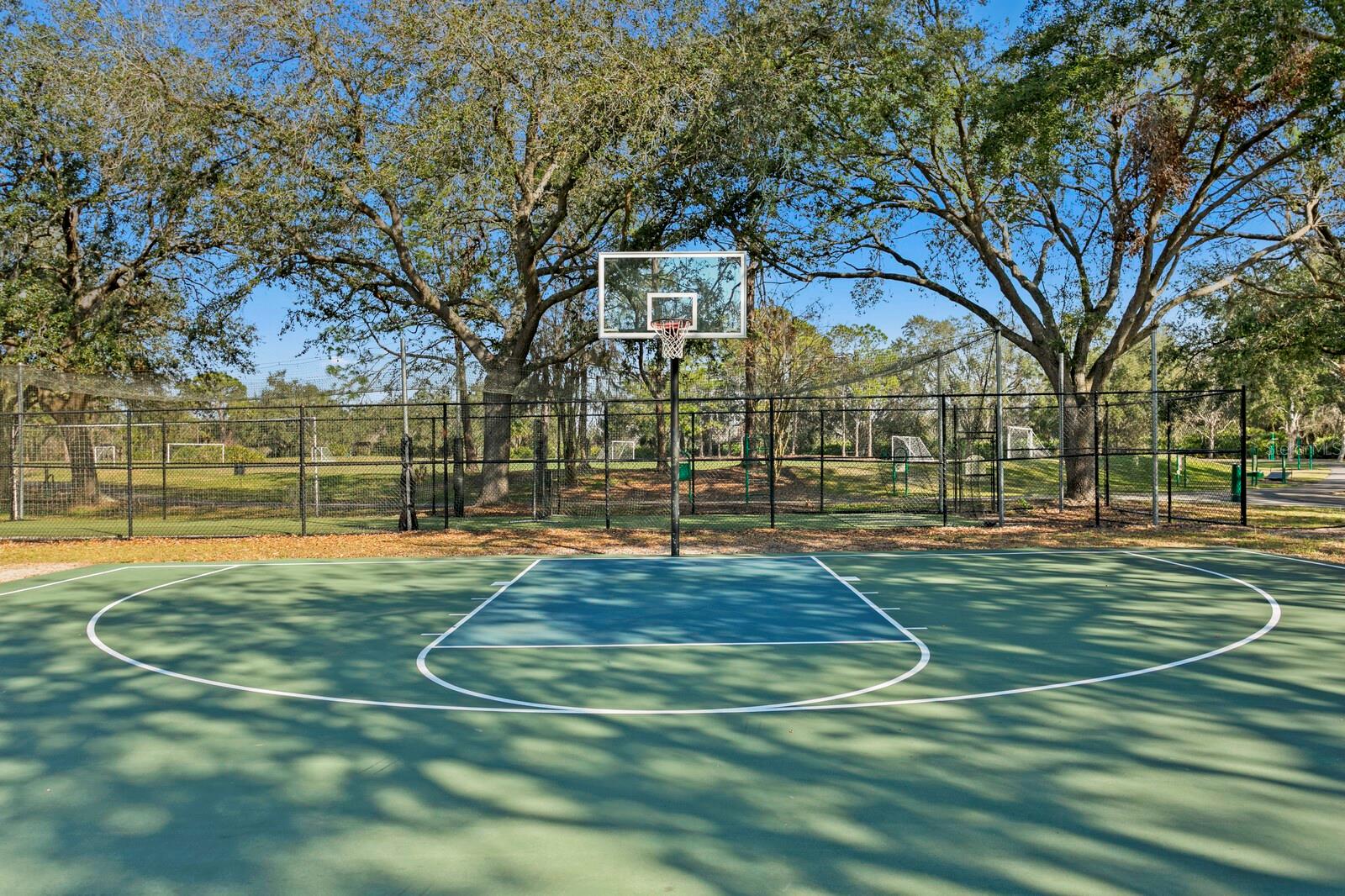 Listing photo id 70 for 9337 Wellington Park Circle